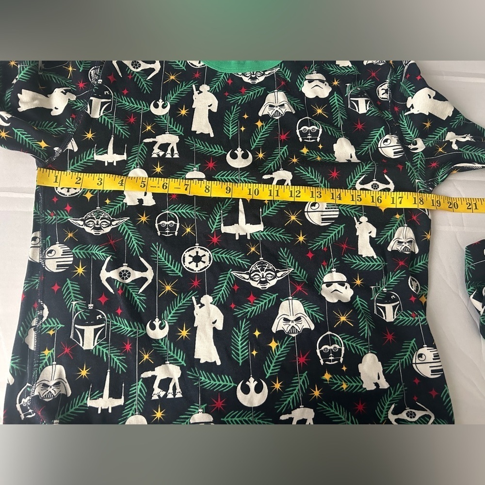 Hanna Andersson 100% Organic Cotton Pajama Top Christmas Star Wars - Picture 4 of 5
